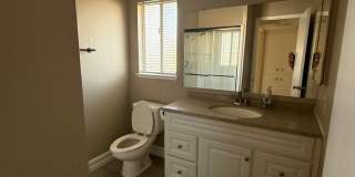 Victorville Green Tree Home- Refurbished 4 Bedrooms, 2 Bathrooms, New Paint, Gallery 25