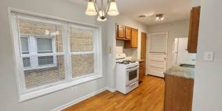 6535 N Mozart Gallery 3