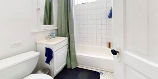 Top Floor Wrigleyville Two Bed Includes Heat Gallery 10