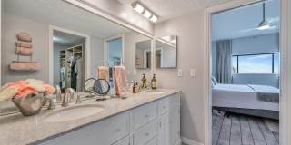 9604 CORTEZ ROAD W Gallery 33