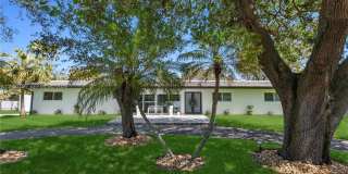 12401 SW 72nd Ave Gallery 1