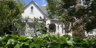 2421 Heliotrope Drive Gallery 1