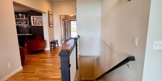 LUXURY 4 Bedroom home in NORTHGATE with Mountain Views Gallery 25