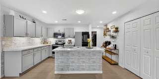 644 SW Hoffenberg Avenue Gallery 11