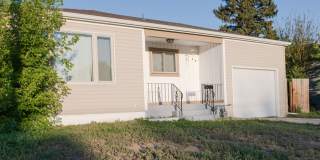 Spacious 2BR House in Cheyenne Gallery 1