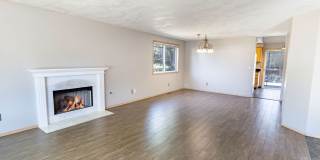 Fort Stevens Home 3 Bedroom, 2 Bath Gallery 5