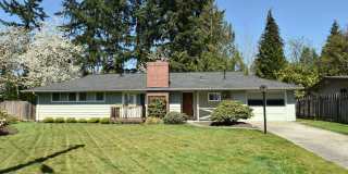 3Bd/1.75Ba Bellevue House Gallery 1