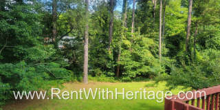 GREAT HOME / 3 BEDROOMS AND BONUS ROOM / GREAT LOCATION /  PRIVATE FENCED YARD Gallery 17