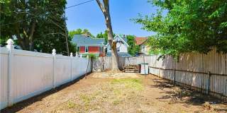 227 E Garrison Street Gallery 27