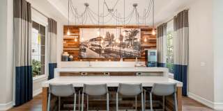 Cortland Hollywood Gallery 21