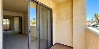 AVAILABLE NOW! 3 Bedroom 2 Bathroom Upper Level Apartment in Palm Desert!! Gallery 20