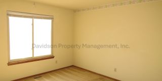 Spacious 3 Bedroom House on the West Side with Mountain Views Gallery 12