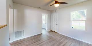 519 E Gandy Street Gallery 7