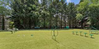 Foxchase Apartments Gallery 23