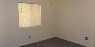 3 Bedroom - 2 Bath Pool Home Gallery 11
