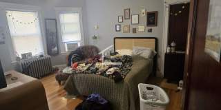 Large 3 bed in Allston Gallery 16