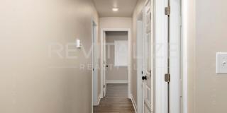 1704 McGill Ave Gallery 16