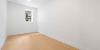 321 East 17th Street Gallery 7