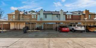 2 Bedroom 2.5 Bath 2 Car Carport - town house Gallery 28