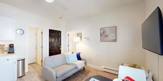 24 Hews St Gallery 2