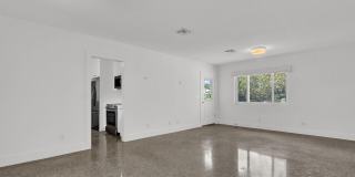 601 Paulina Road Gallery 9
