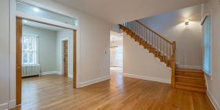 Charming, Renovated Bungalow in NW DC Tenley Area Gallery 5