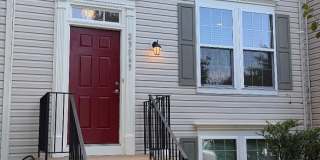 23065 POTOMAC HILL Square Gallery 1