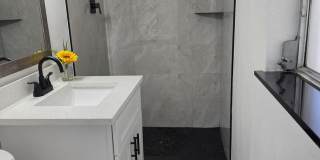 FOR RENT!!! SIMPLY STUNNING AND SPACIUS 3 BED 2 BATH SINGLE FAMILY HOME.. Gallery 39