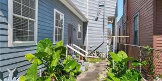 1136 TOURO Street Gallery 24