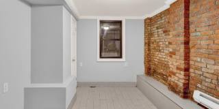 110 E 7th St Gallery 6