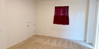 East Anchorage Townhouse with Yard, Garage, and W/D In unit! Close to JBER! Gallery 7