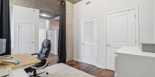 923 Peachtree Street NE Gallery 18