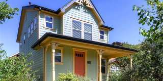 2 bedroom plus loft single family home in Central Park! Gallery 1