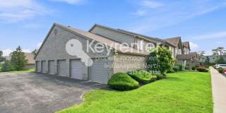 Modern 3-Bedroom Retreat with Pool, Fitness Center & More Gallery 13
