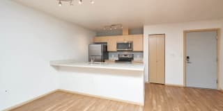 The Pearl Apartments Gallery 7