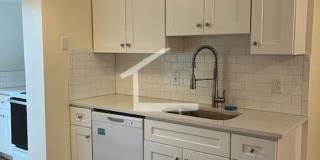 Large 3 bed in Allston Gallery 10
