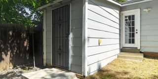 Charming 2BR House in San Antonio Gallery 30