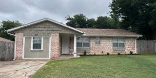 513 Redwood Dr Gallery 1