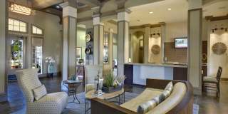 Lake's Edge Apartments Gallery 4