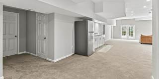 1300 PINSTRIPE Court Gallery 21