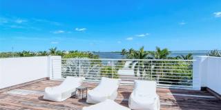 213 N WASHINGTON DRIVE Gallery 30