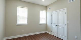 Renovated 3 Bedroom, 1.5 Bath Home in Newbold — Central Air, In-Unit Laundry, Private Yard Gallery 16