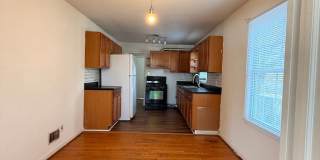 One Bed One Bath in the Heart of Fredericksburg Gallery 5