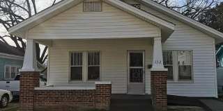 2 bed 1 bathroom home in Shawnee Gallery 1