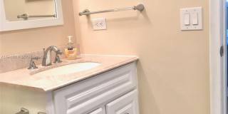 8980 S Hollybrook Blvd Gallery 13