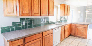 8900 North Shannon Avenue (new) - 1 Gallery 6