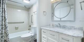 5950 PELICAN BAY PLAZA S Gallery 22