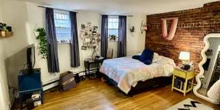 23 East Springfield Gallery 1