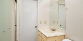 1511 Evergreen Avenue Gallery 11