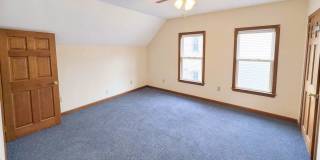 Beautiful 2 Bedroom Home in Lowell Gallery 9